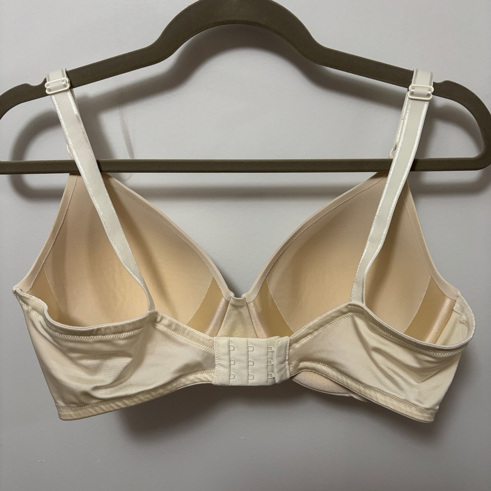 Warner’s Underwire Bra 38D Built In Extra Support Band In Cups Ivory #01593 - Picture 2 of 5